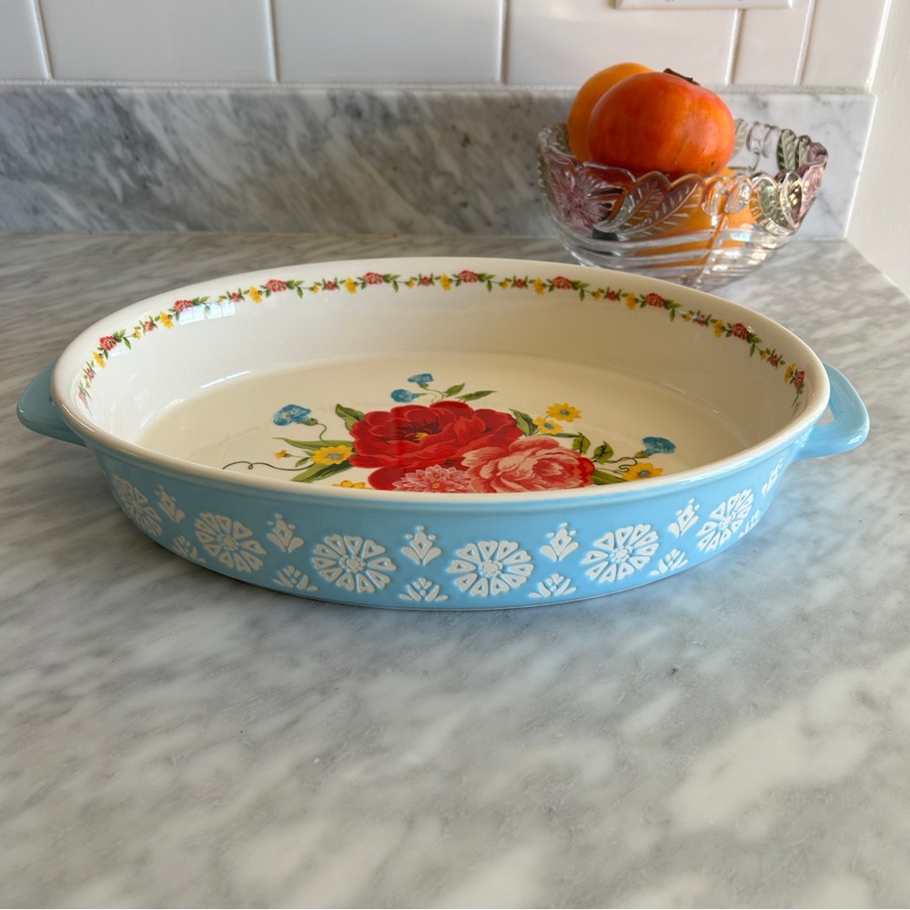 The Pioneer Woman oval light blue floral ceramic bakeware casserole dish tray